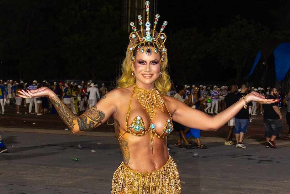 Isis Camargo - Crédito das Fotos: Roberto Batista e Renato Cipriano / Zuleika Ferreira - Divulgação